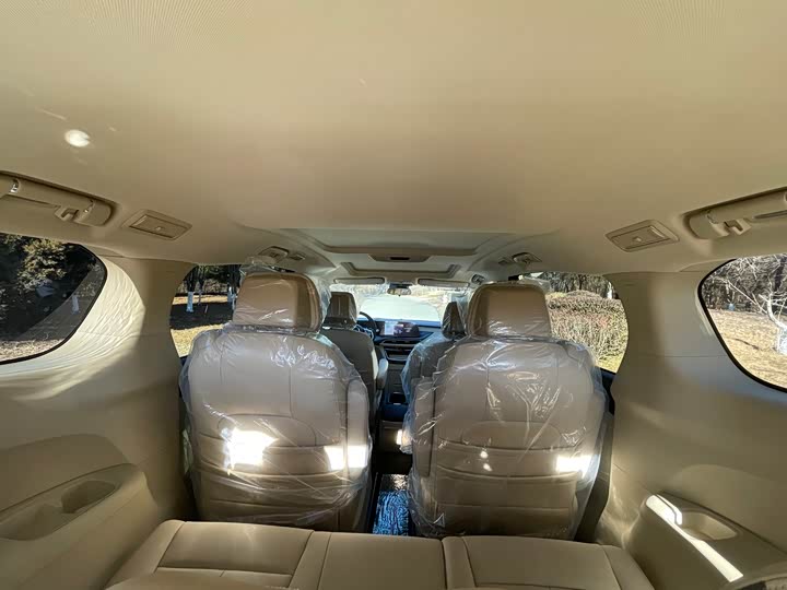 Buick GL8 Hybrid 2025 2025款 陆尚 智享版 7座