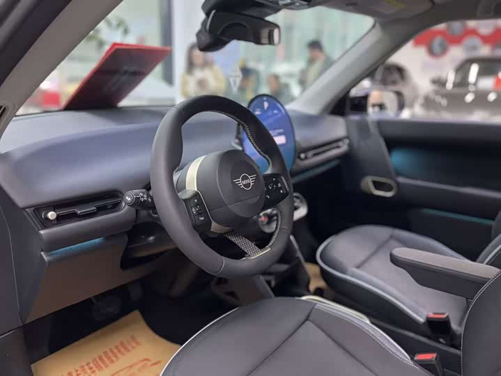 Mini Cooper 2024 2024款 456km COOPER E 经典派