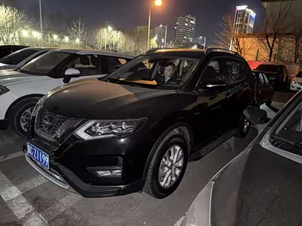 Nissan X-Trail 2023 2023款 经典 2.0L 两驱智联臻享版