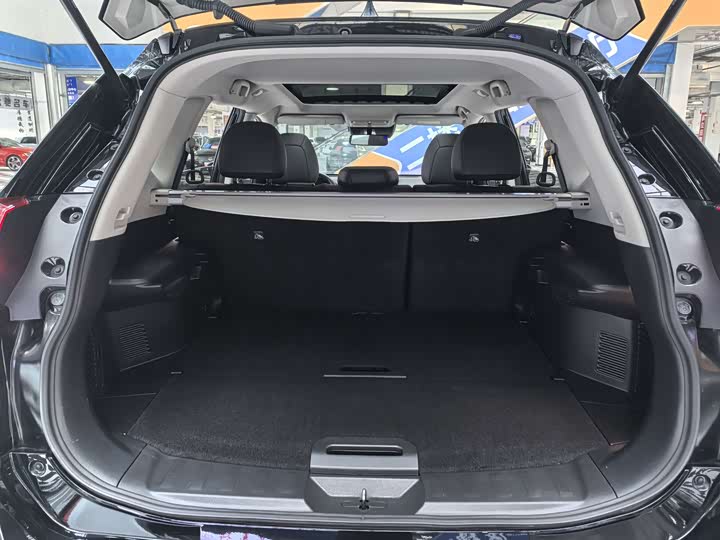 Nissan X-Trail 2023 2023款 经典 2.0L 两驱智联臻享版