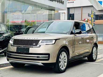 Land Rover Range Rover 2025 2025款 3.0 L6 400PS 盛世加长版