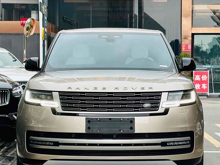 Land Rover Range Rover 2025 2025款 3.0 L6 400PS 盛世加长版