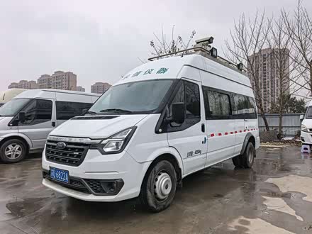 Ford Transit New 2021 2021款 2.2T手动厢式货车Pro5.9米长轴后双胎3座高顶国VI