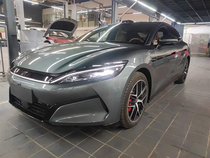 2025 BYD Han L