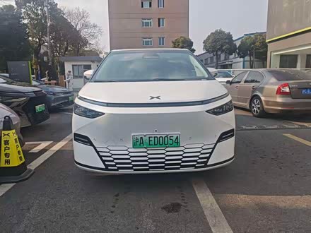 XPeng X9 2025 2025款 纯电 740超长续航 Max