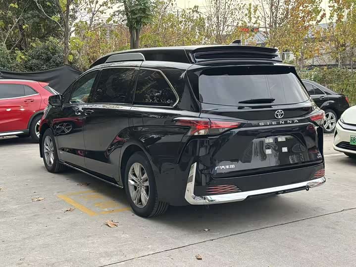 Toyota Sienna 2024 2024款 2.5L混动 豪华版