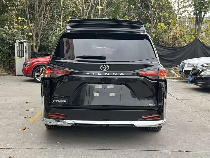 Toyota Sienna 2024 2024款 2.5L混动 豪华版