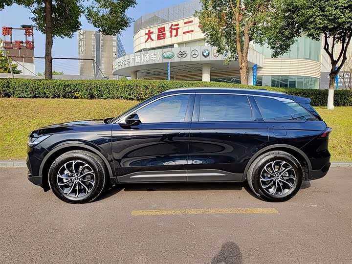 Lincoln Nautilus 2025 2025款 2.0T 四驱尊享版