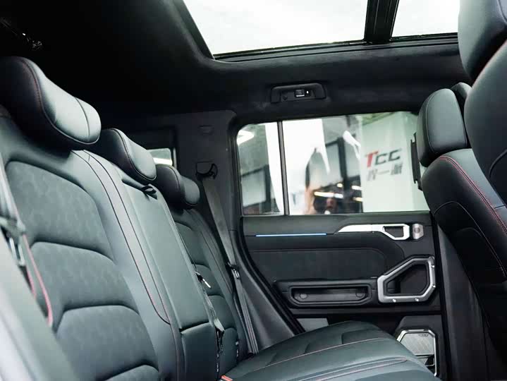 Jetour T2 2025 2025款 2.0TD DCT XWD穿越+