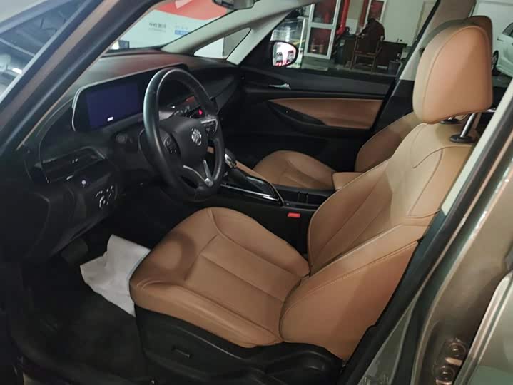 Buick GL6 2021 2021款 323T 轻混动互联豪华型