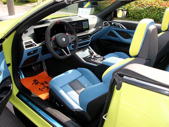 BMW M4 2024 2024款 M4敞篷轿跑车 M xDrive 雷霆版