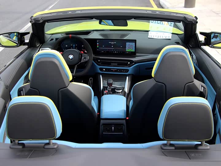 BMW M4 2024 2024款 M4敞篷轿跑车 M xDrive 雷霆版