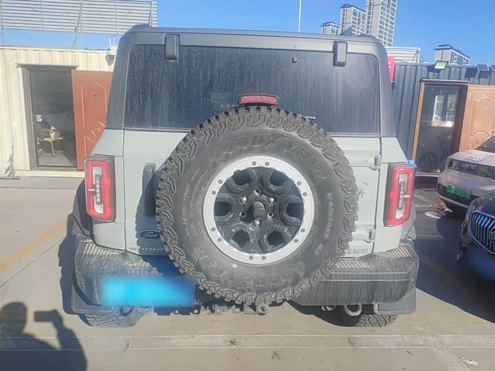 Ford Bronco 2024 2024款 2.3T 荒地