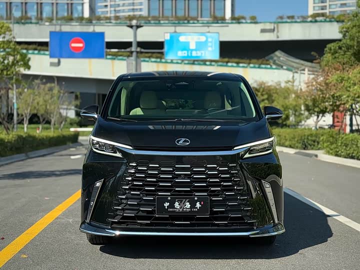 Lexus LM 2023 2023款 500h 六座尊崇版