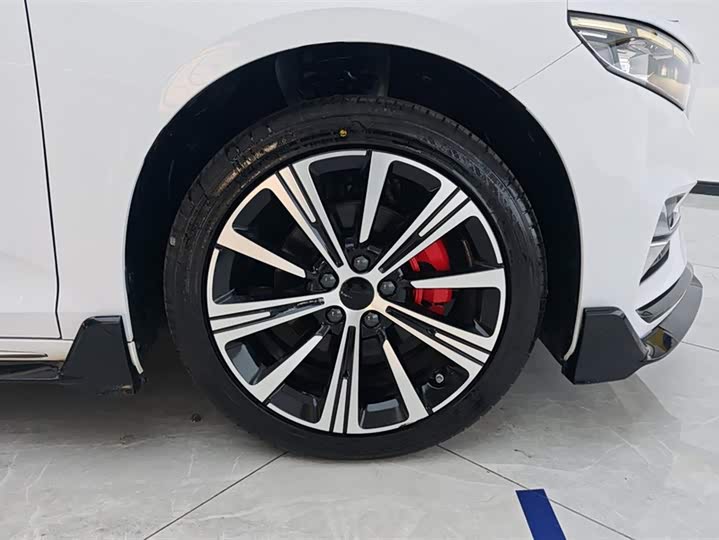 Geely Preface 2025 2025款 东方曜 1.5TD 昆仑版