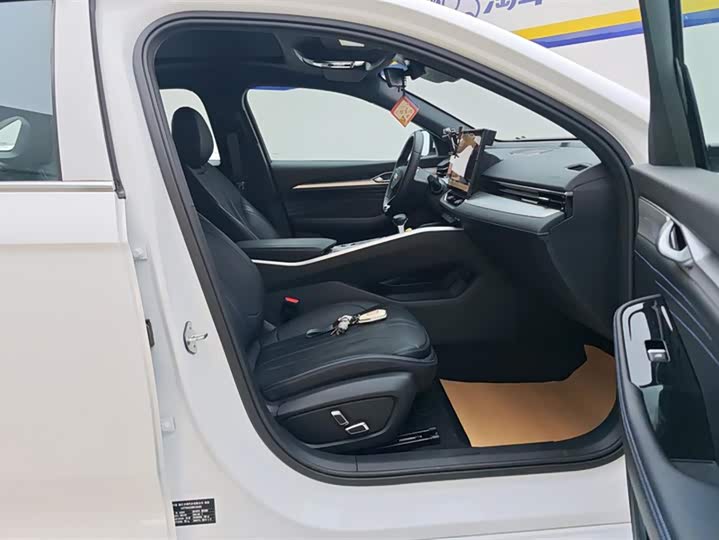 Geely Preface 2025 2025款 东方曜 1.5TD 昆仑版