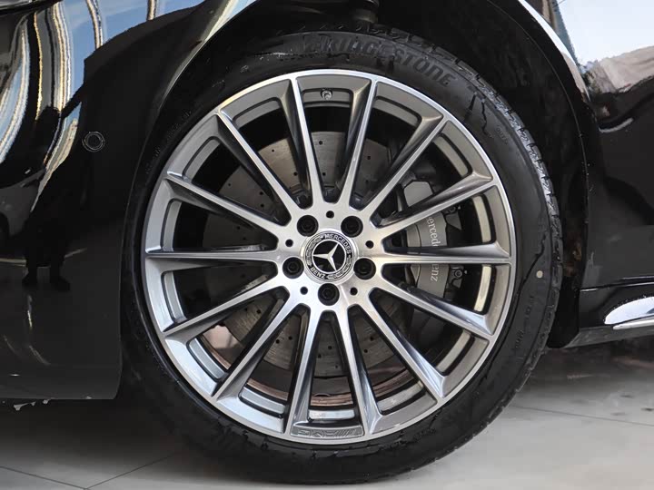 2025 Mercedes-Benz S-Class