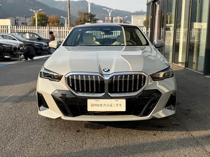 BMW 5 Series 2024 2024款 525i M运动套装