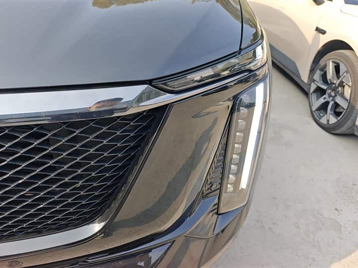 Cadillac XT5 2025 2025款 2.0T 铂金型