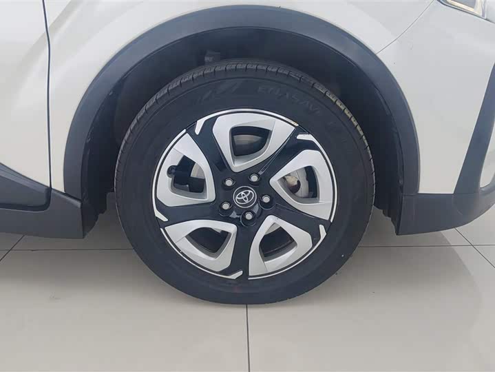 Toyota C-HR EV 2020 2020款 尊贵天窗版