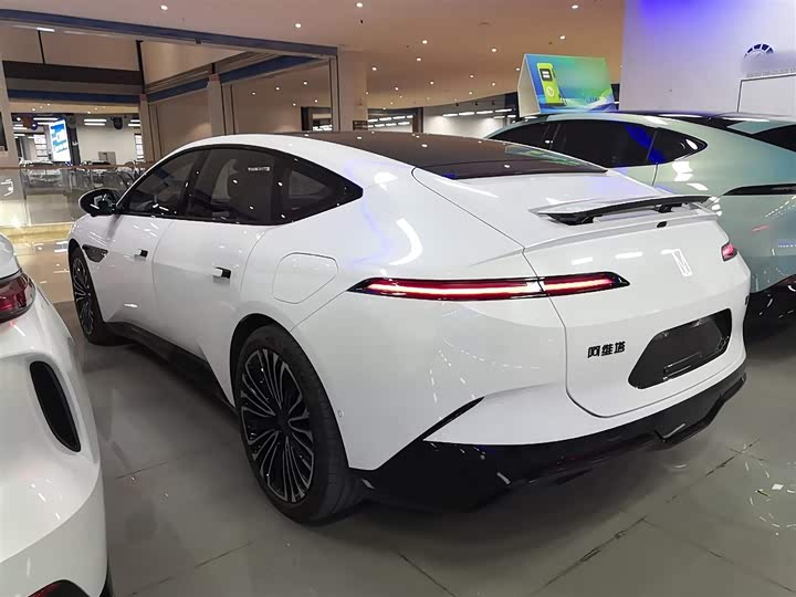 Avatr 12 2025 2025款 Ultra增程版