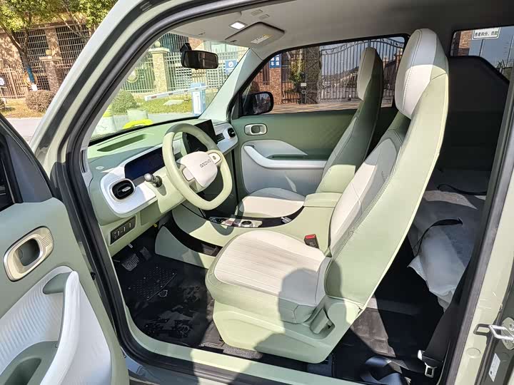 Geely Galaxy Panda Mini 2025 2025款 210km 熊猫骑士