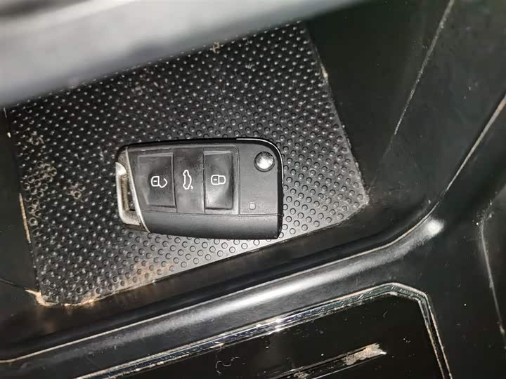 Volkswagen Polo 2023 2023款 Plus 1.5L 自动炫彩科技版