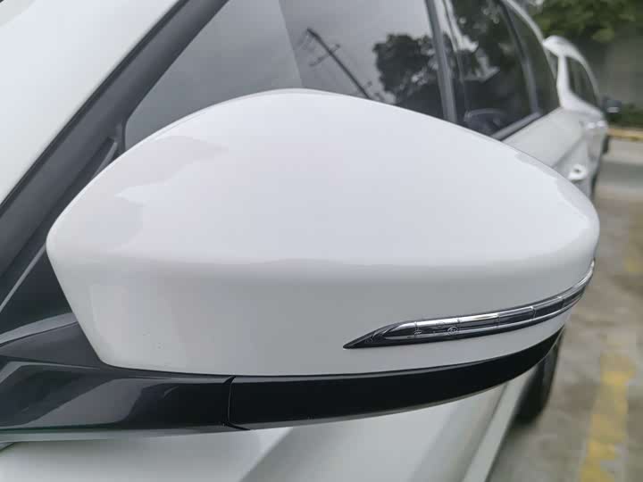 Changan X7 Plus 2024 2024款 1.5T 自动尊耀型 7座