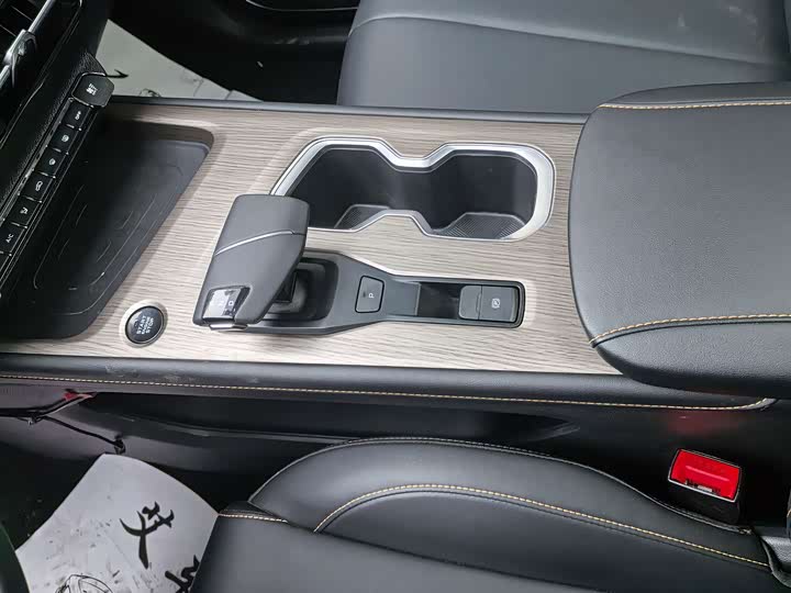 Changan X7 Plus 2024 2024款 1.5T 自动尊耀型 7座