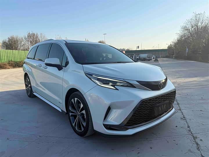 Toyota Granvia 2024 2024款 2.5L混动 尊贵PLUS版