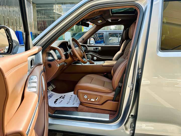 2024 Tank 700 Hybrid