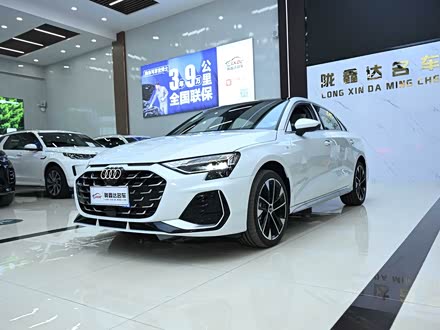 Audi A3 2025 2025款 A3L Limousine 35TFSI 飞驰悦享型