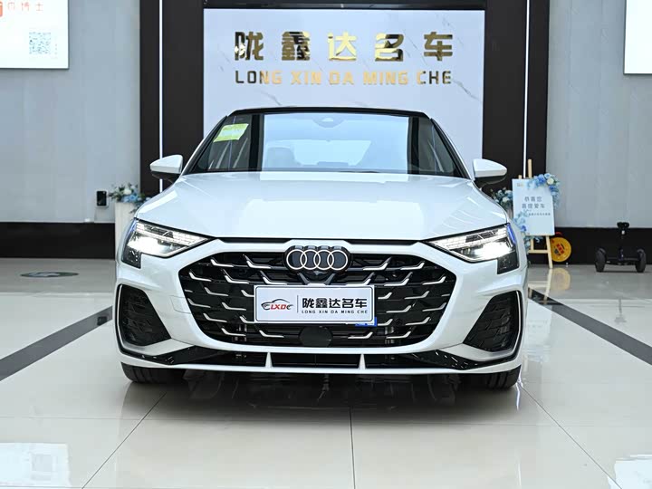 Audi A3 2025 2025款 A3L Limousine 35TFSI 飞驰悦享型