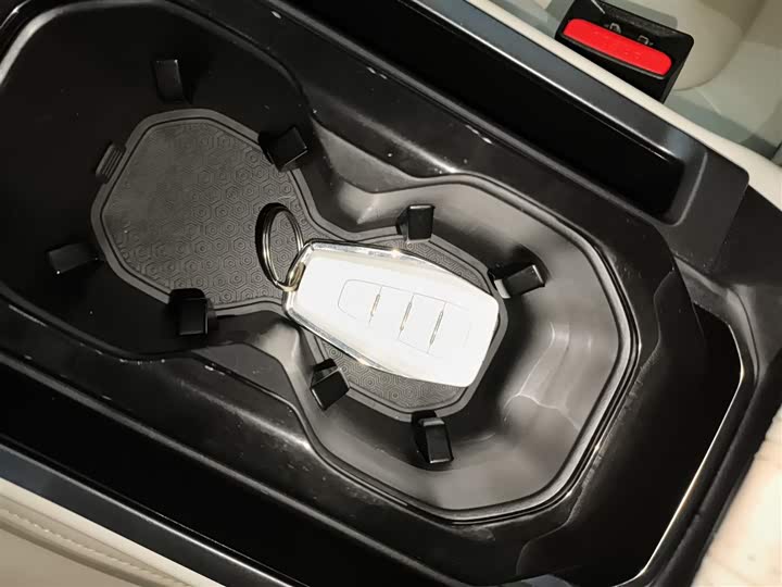 Geely Icon 2023 2023款 1.5TD 巧克力醇臻版