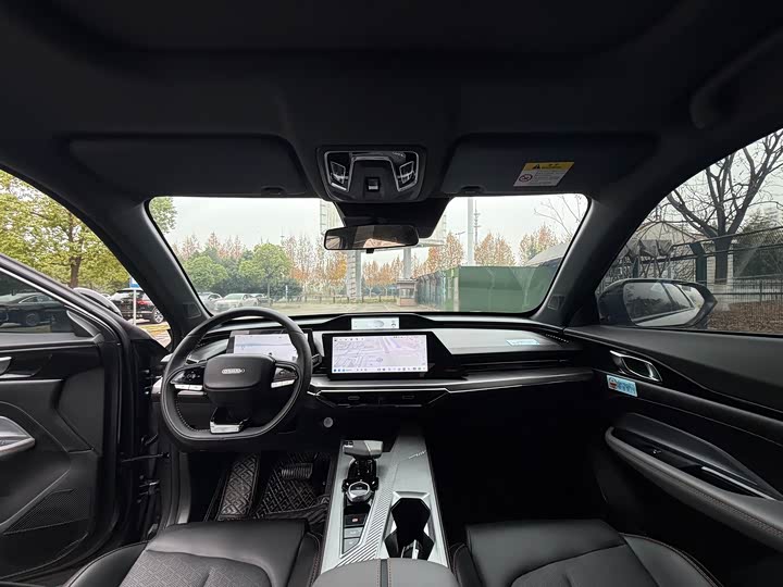 Changan Oshan Z6 Hybrid 2023 2023款 智电iDD 150KM旗舰PLUS