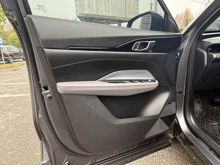 Changan Oshan Z6 Hybrid 2023 2023款 智电iDD 150KM旗舰PLUS