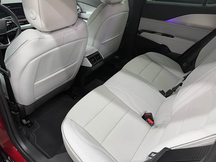 Cadillac GT4 2023 2023款 25T 豪华型