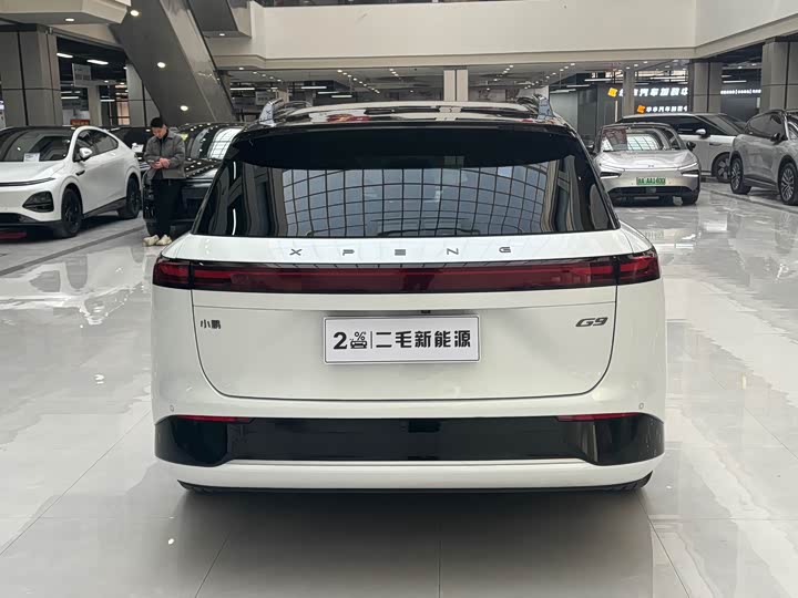 2025 XPeng G9