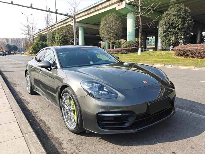Porsche Panamera Hybrid 2023 2023款 Panamera 4 E-Hybrid 铂金版 2.9T