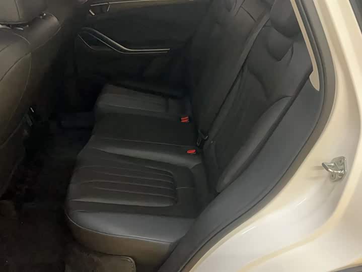 Bestune T55 2023 2023款 1.5T 自动飞跃款