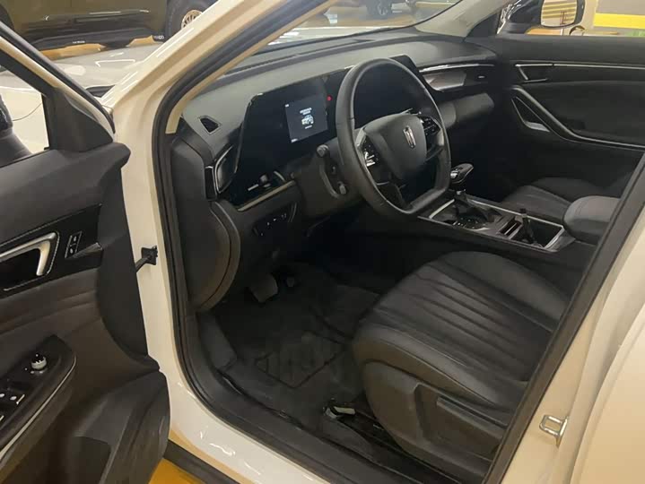 Bestune T55 2023 2023款 1.5T 自动飞跃款