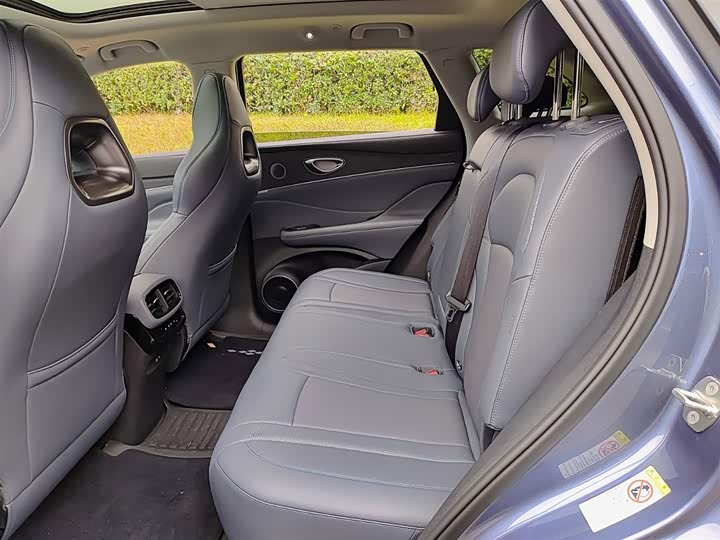 BYD Sea Lion 07 DM-i Hybrid 2025 2025款 150 领航+版