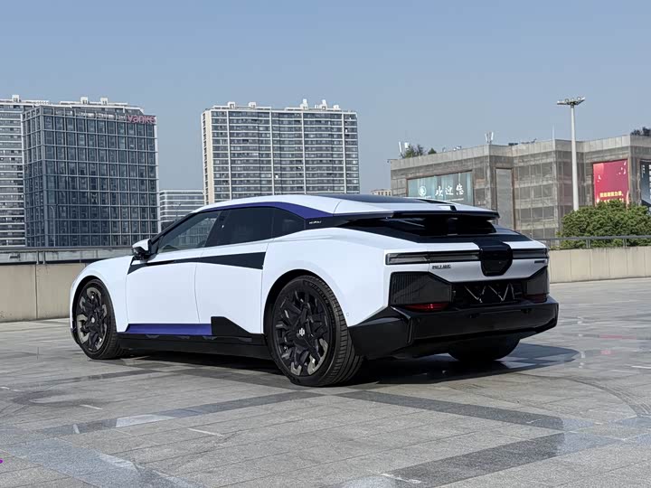 HiPhi Z 2023 2023款 城市版 四座