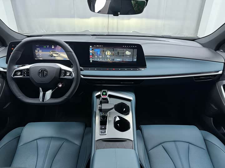 MG Motor 7 2025 2025款 2.0T 405 AT奢享版