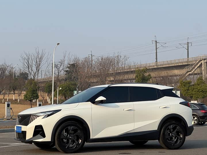 GAC Trumpchi GS3 2023 2023款 影速 270T 劲智版