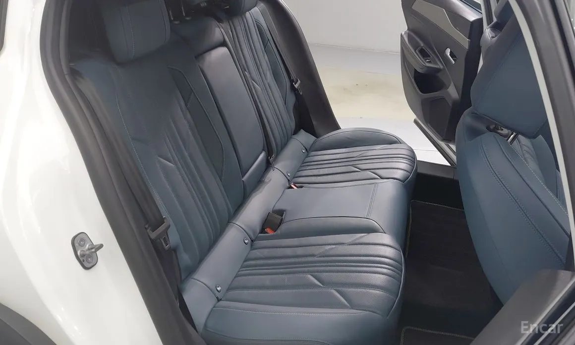 Peugeot 408 2023 1.2 Pure Tech GT