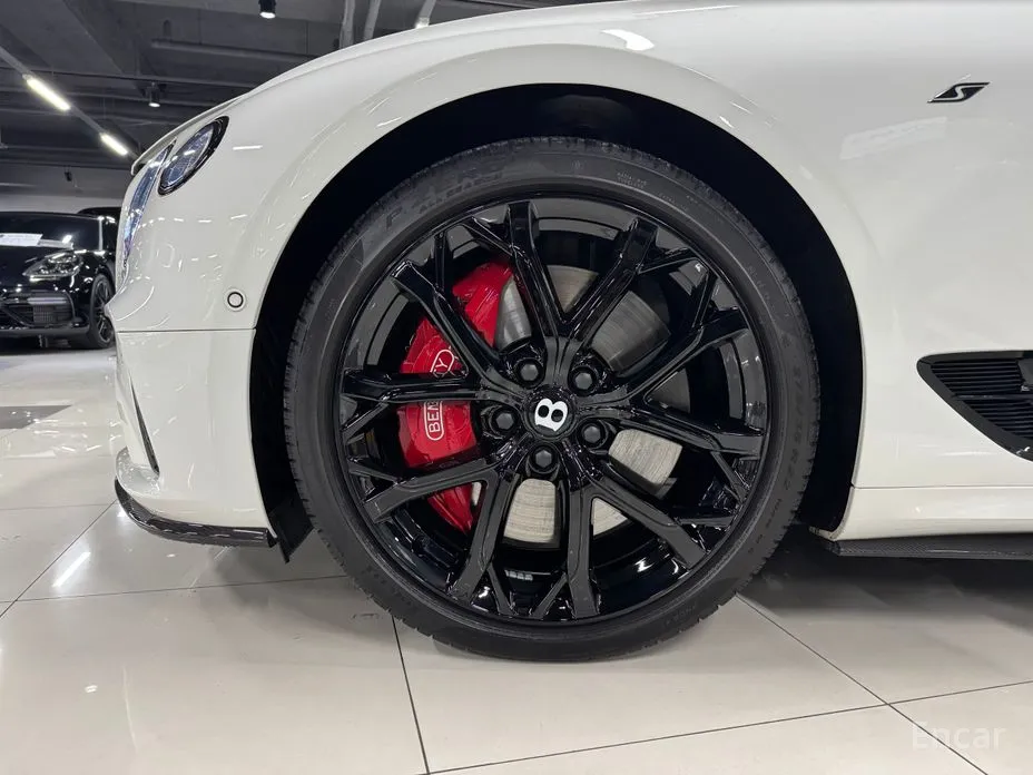 Bentley Continental GT 2018 4.0 GTS