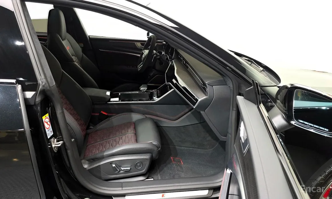 Audi RS 7 2021 4.0 TFSI Quattro Performance