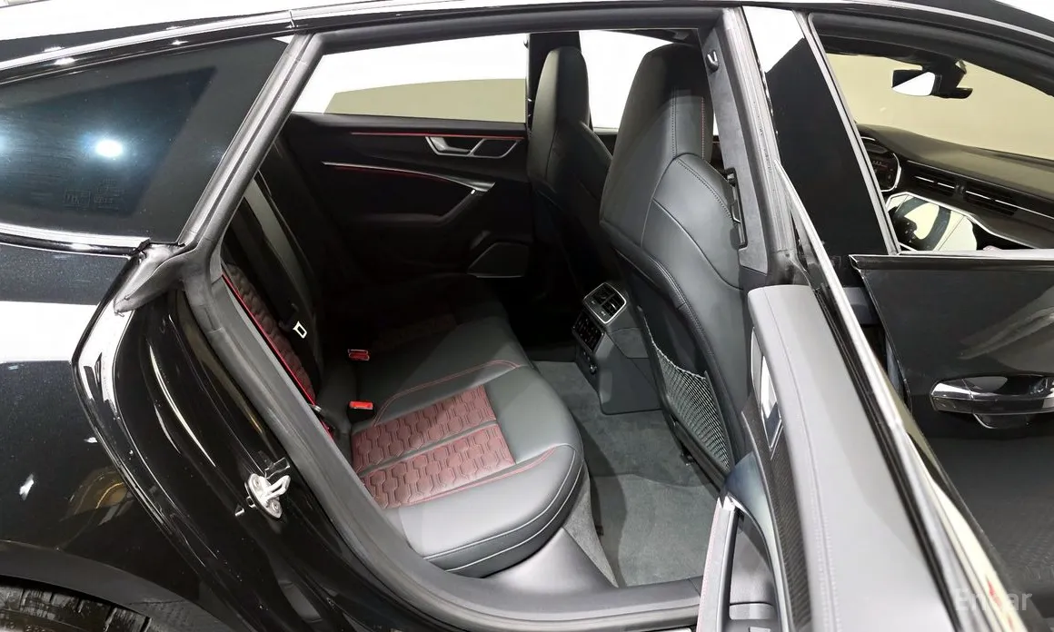 Audi RS 7 2021 4.0 TFSI Quattro Performance