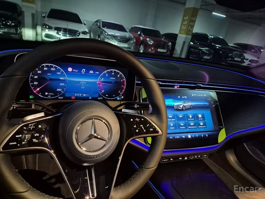 Mercedes-Benz E-Class 2024 E200 Avantgarde